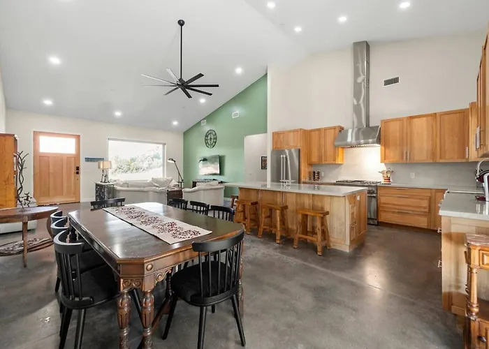 New Build W Epic Views Walk To Chapel Trails Dom wakacyjny *