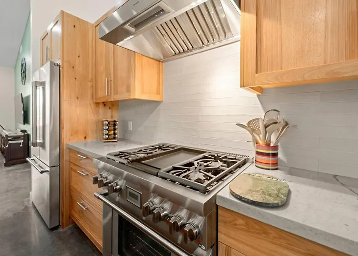 New Build W Epic Views Walk To Chapel Trails Sedona