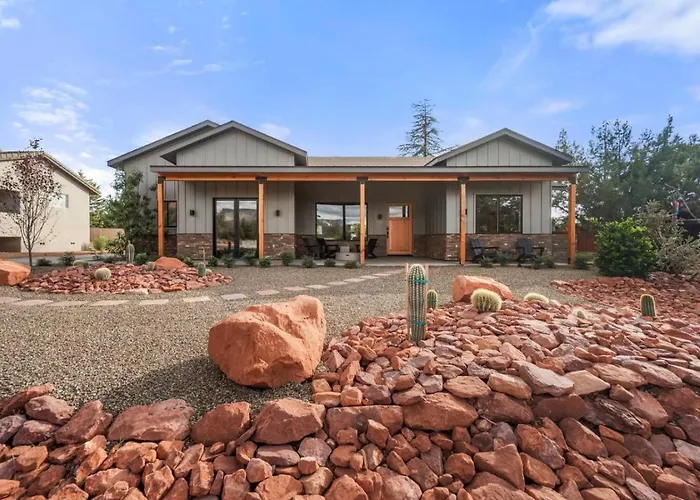 New Build W Epic Views Walk To Chapel Trails Sedona