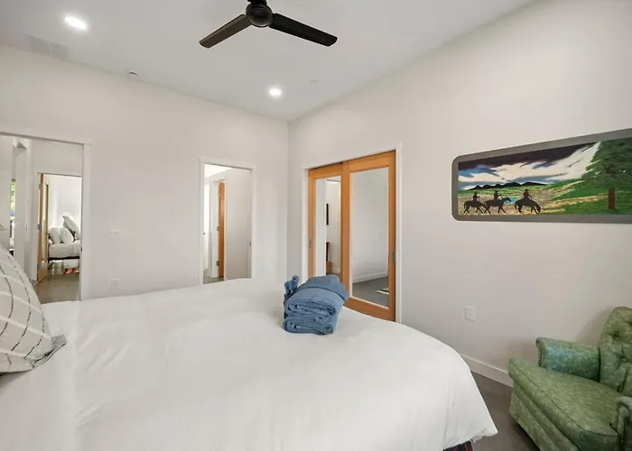 New Build W Epic Views Walk To Chapel Trails Dom wakacyjny